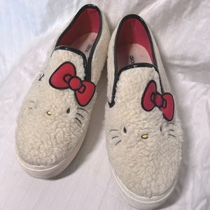 Hello Kitty Asos Rare Fuzzy Slip on Loafers Shoes size 10